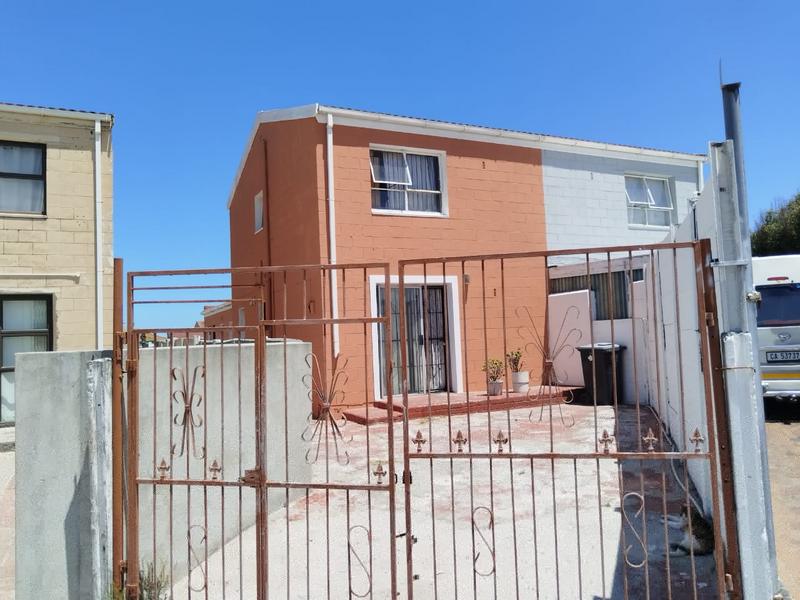 4 Bedroom Property for Sale in Rocklands Western Cape